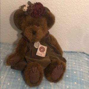 Boyd’s Bear collectible